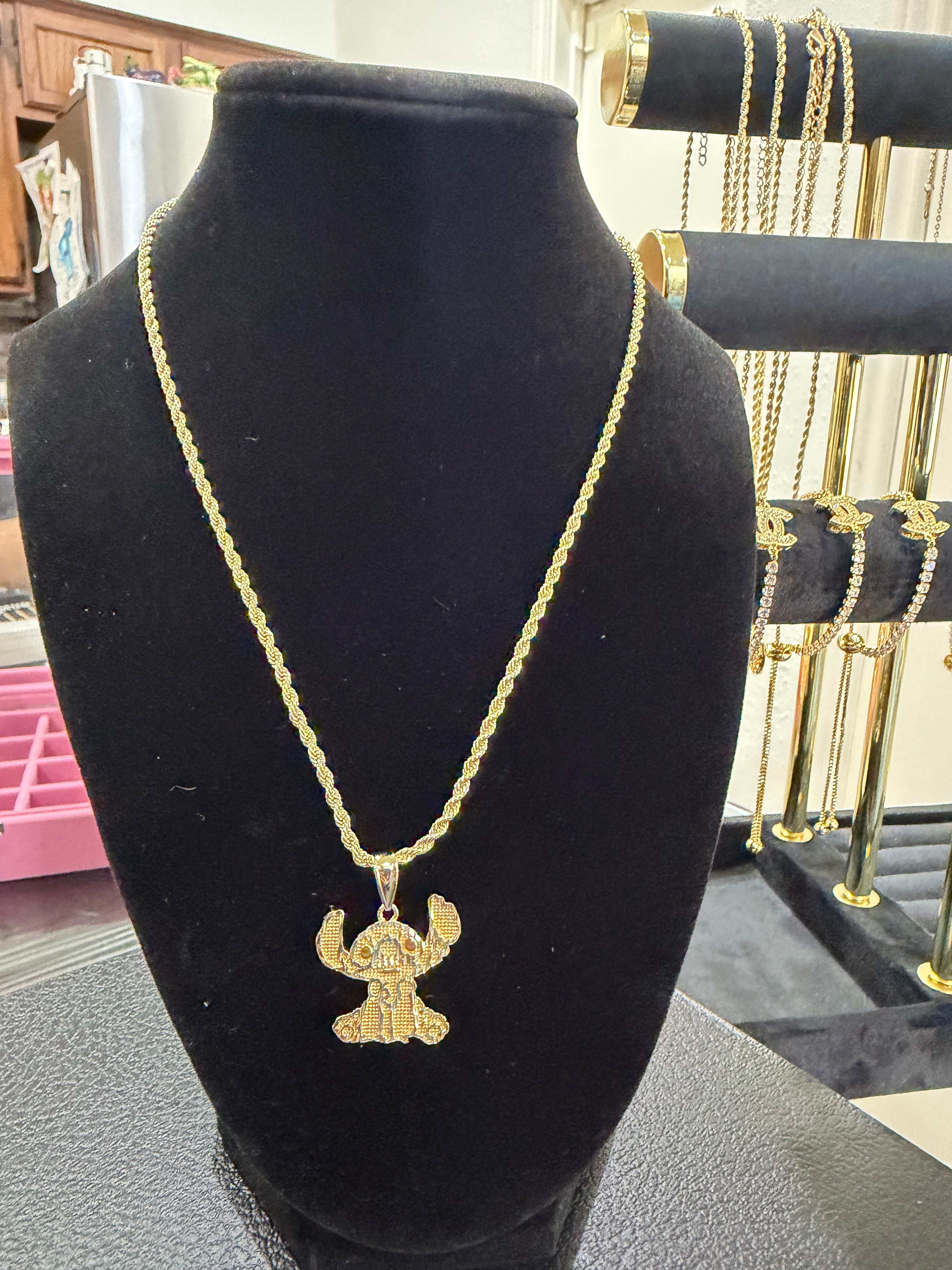 Stich necklace